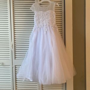 Girls Us Angels flower girl/communion dressSize 7. EUC